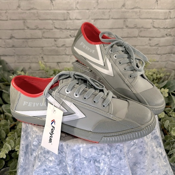 FEIYUE X STAPLE 1920 Grey/White Leather Full Color Pigeon Sneakers Men’s 10🩶NWT - Picture 1 of 13
